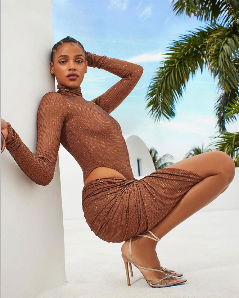 Aya Jones
