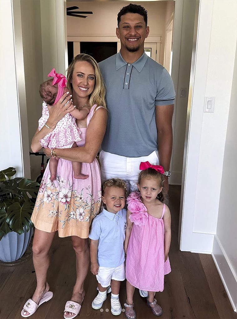 Patrick Mahomes Wife Brittany Mahomes with 3 Kids